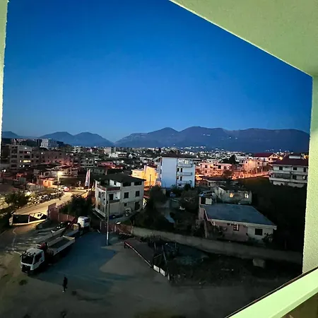 Urban Oasis Mount View Daire Tiran